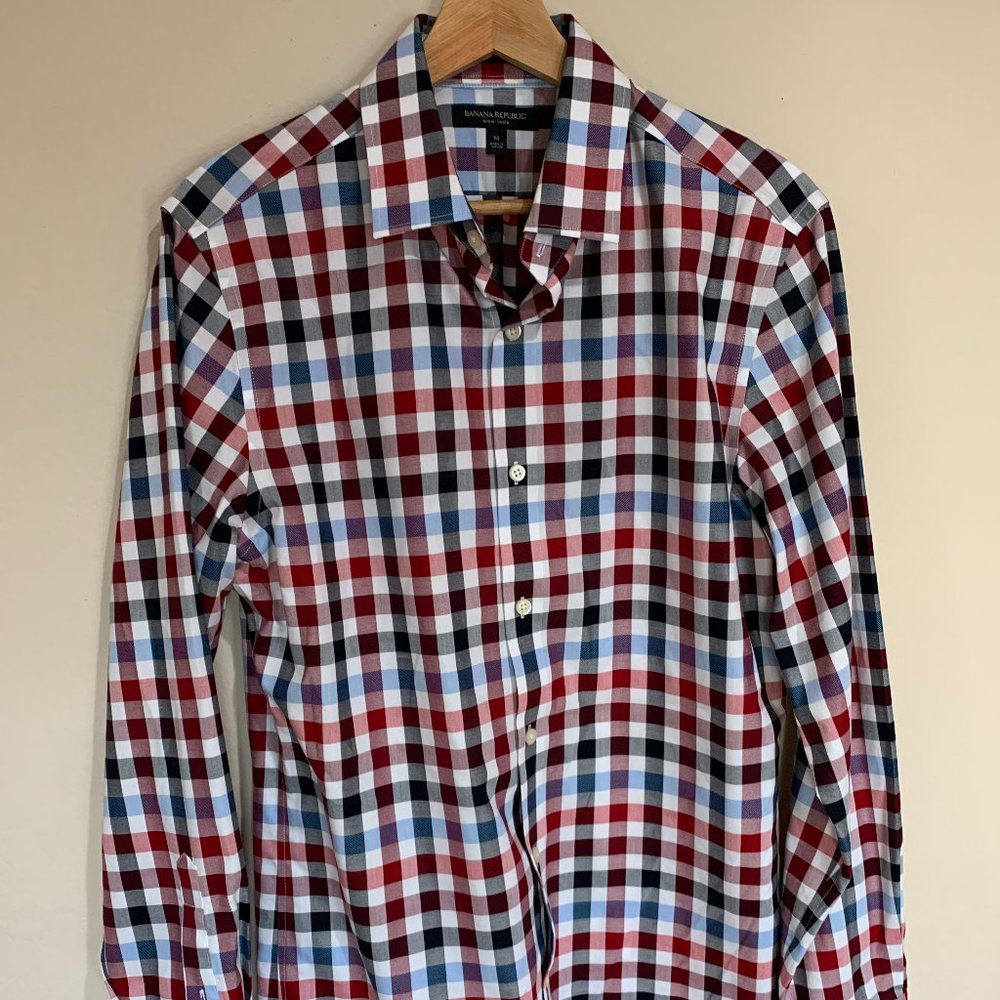 Banana Republic Medium Plaid Button Down